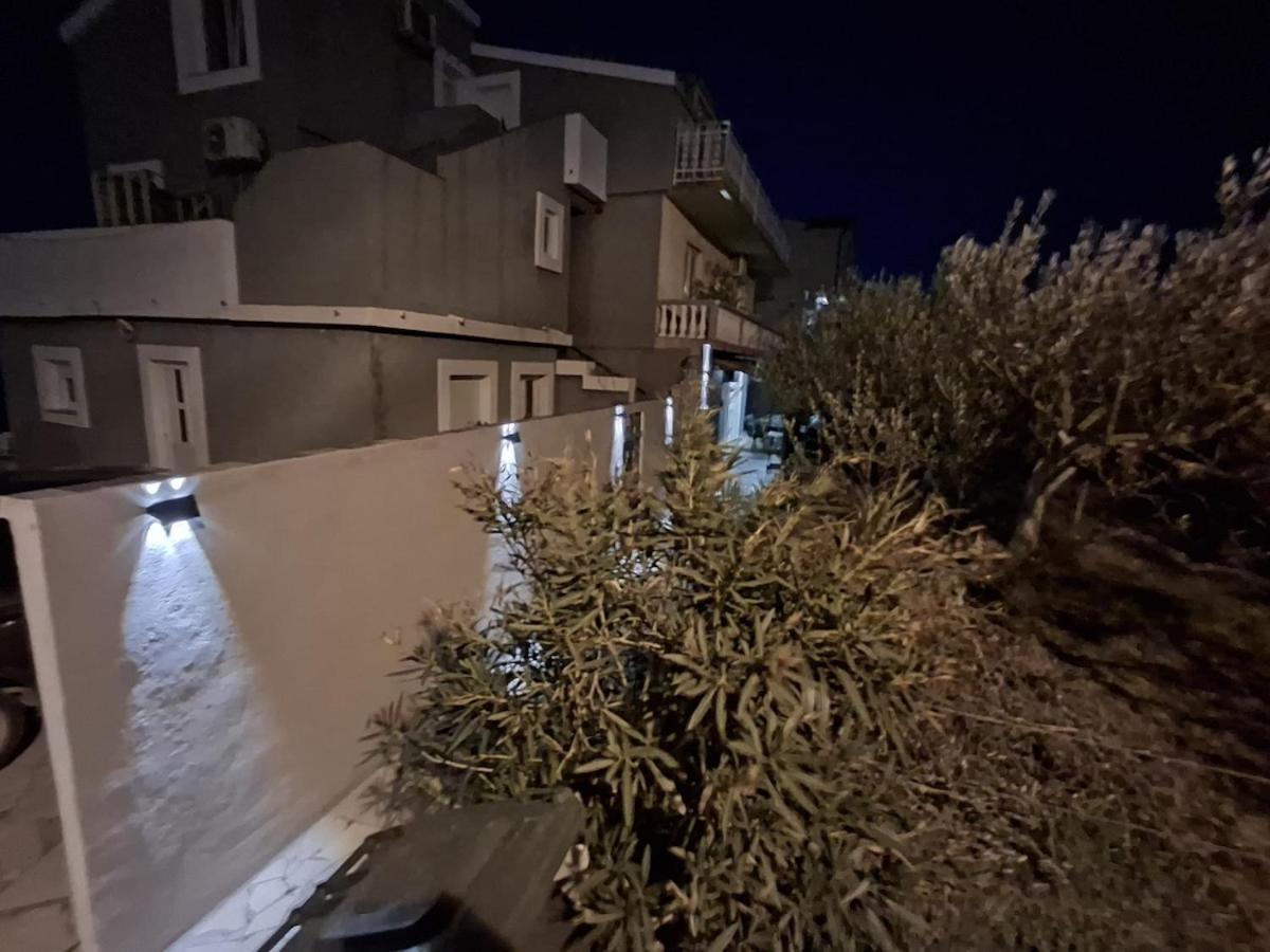 Apartment L&L Šibenik Exterior foto